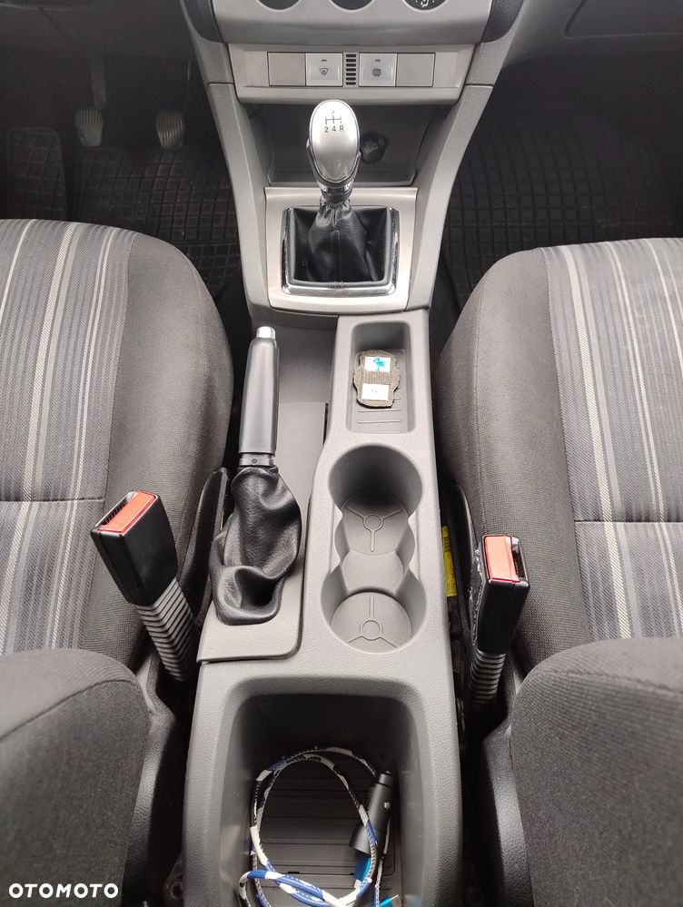 Ford Focus - 11