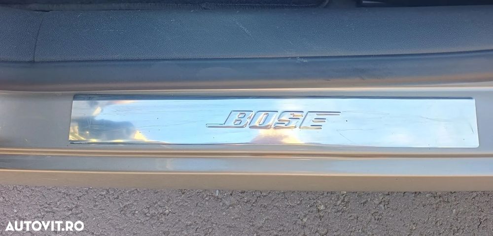 Renault Laguna dCi 110 FAP Bose Edition - 7