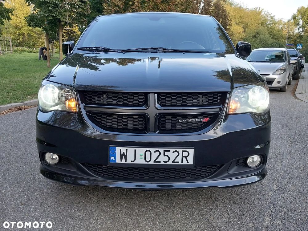 Dodge Grand Caravan - 26