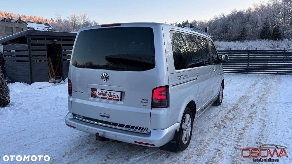 Volkswagen Multivan - 12