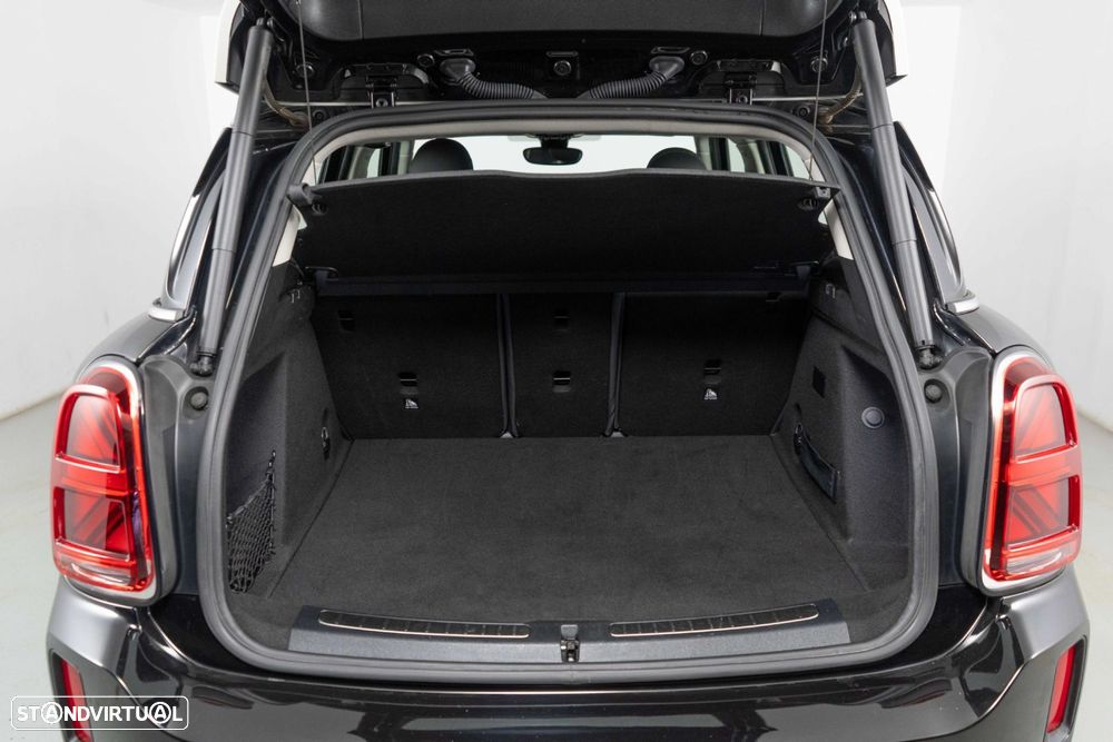 MINI Countryman Cooper SE ALL4 Auto - 12