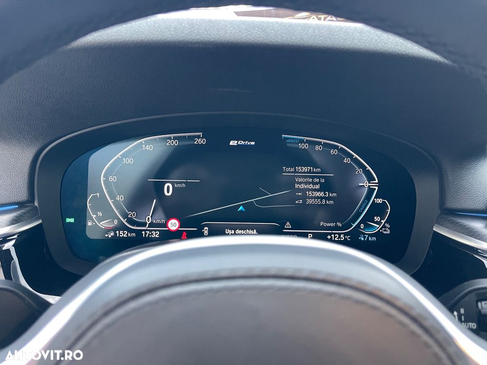 BMW Seria 5 530e Aut. M Sport Edition - 39