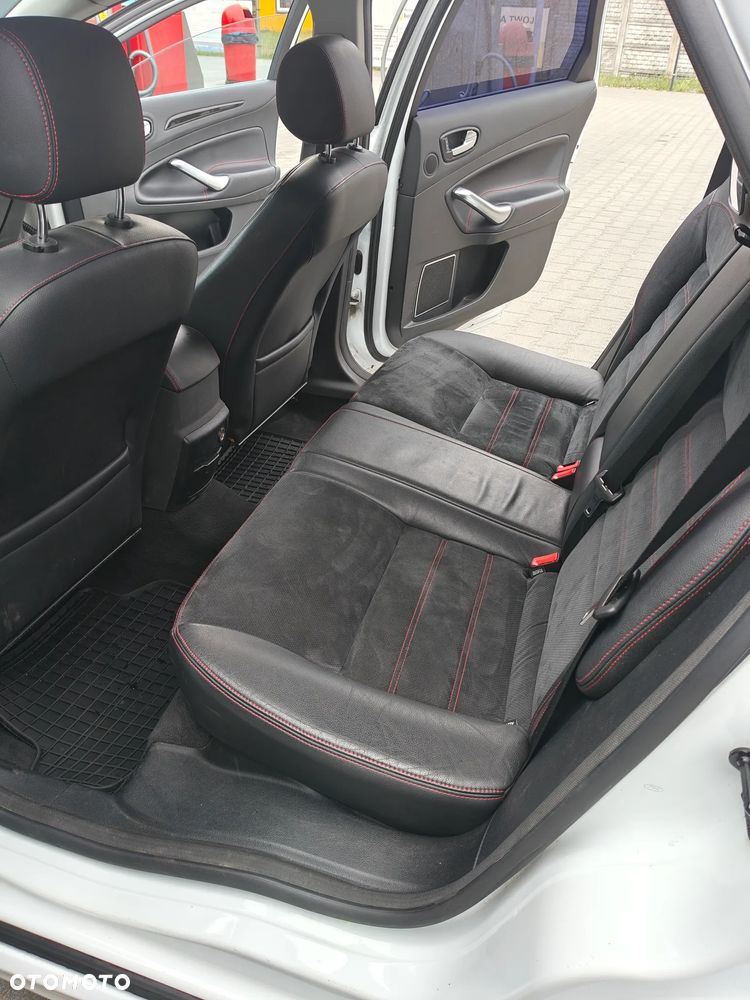 Ford Mondeo 2.2 TDCi Titanium S - 12