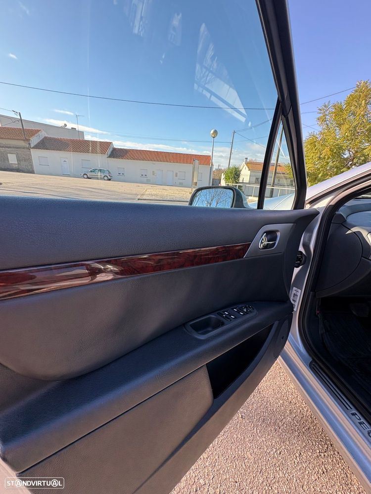 Peugeot 407 3.0 V6 Griffe - 10