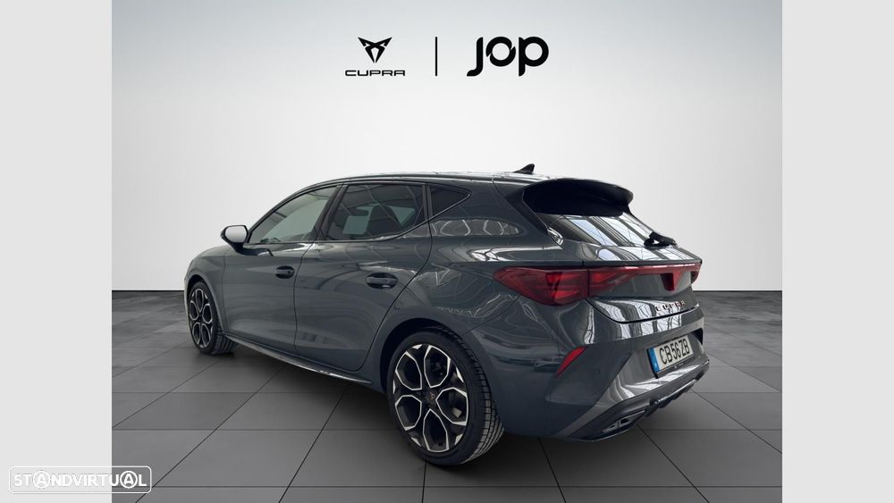 Cupra Leon 1.5 eTSI MID DSG - 3