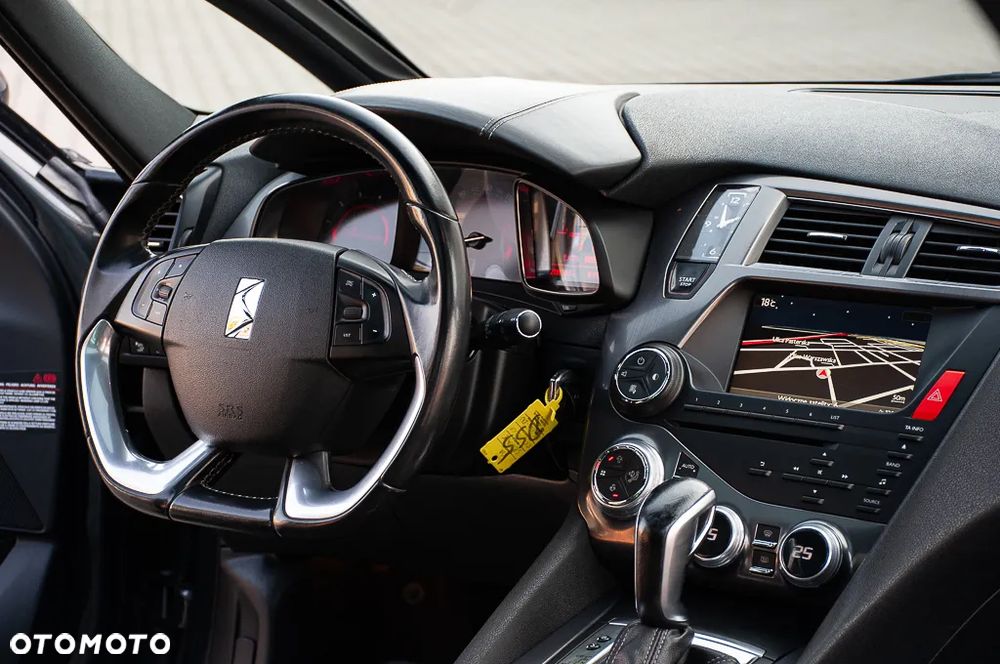 DS Automobiles DS 5 - 18