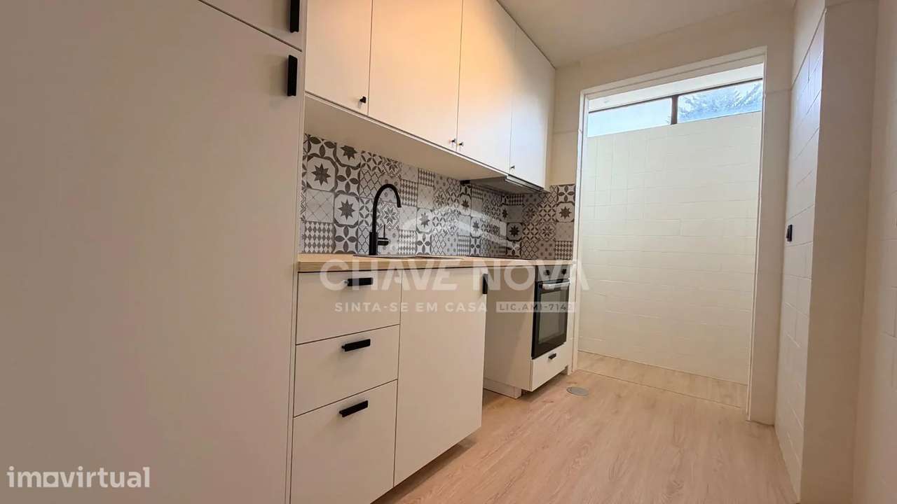 T1 Remodelado em Paranhos - Grande imagem: 3/20