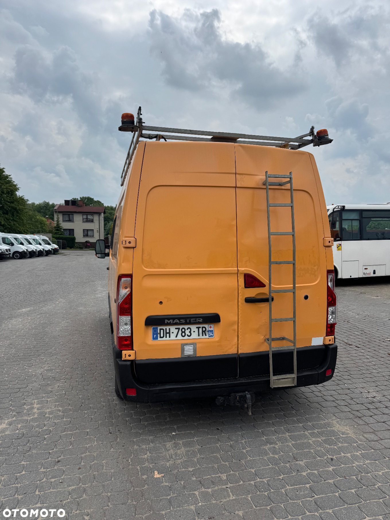 Renault Master Brygadówka 2014 r. Klima NAVI 7 Osobowy Bagażnik Dachowy Drabinka - 11