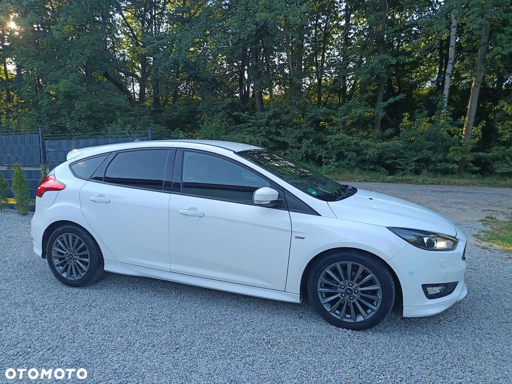 Ford Focus 1.0 EcoBoost Start-Stopp-System ST-LINE - 10