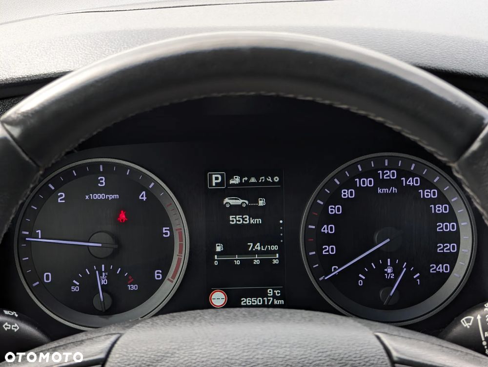 Hyundai Tucson 1.7 CRDI BlueDrive Comfort 2WD DCT - 24