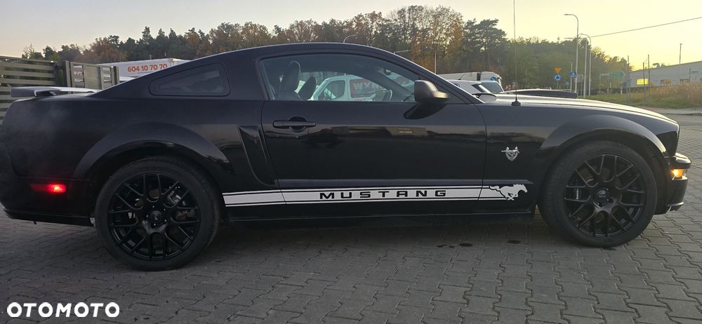 Ford Mustang 4.6 V8 GT Premium - 12