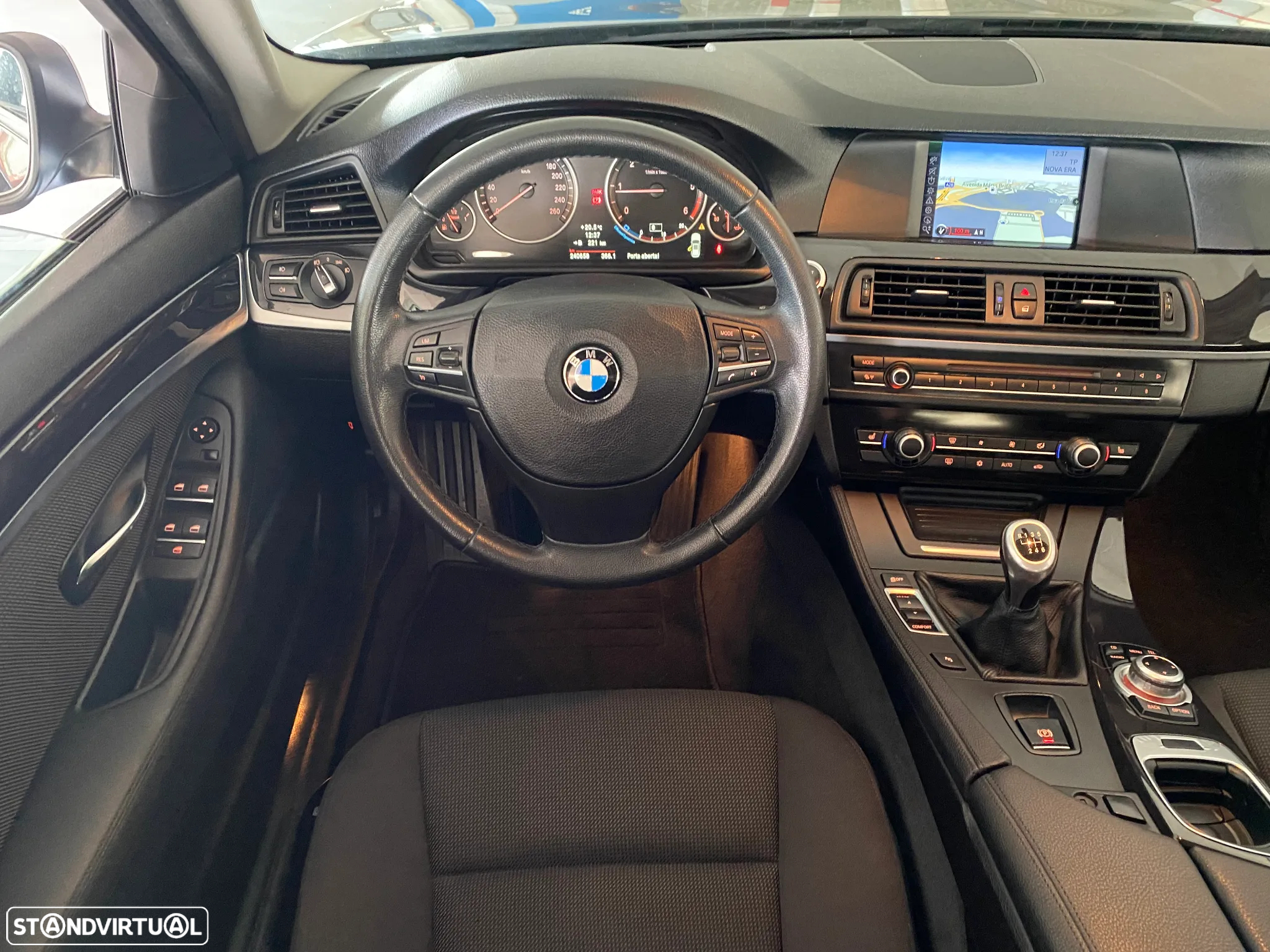BMW 520 d Touring Blue Performance - 4