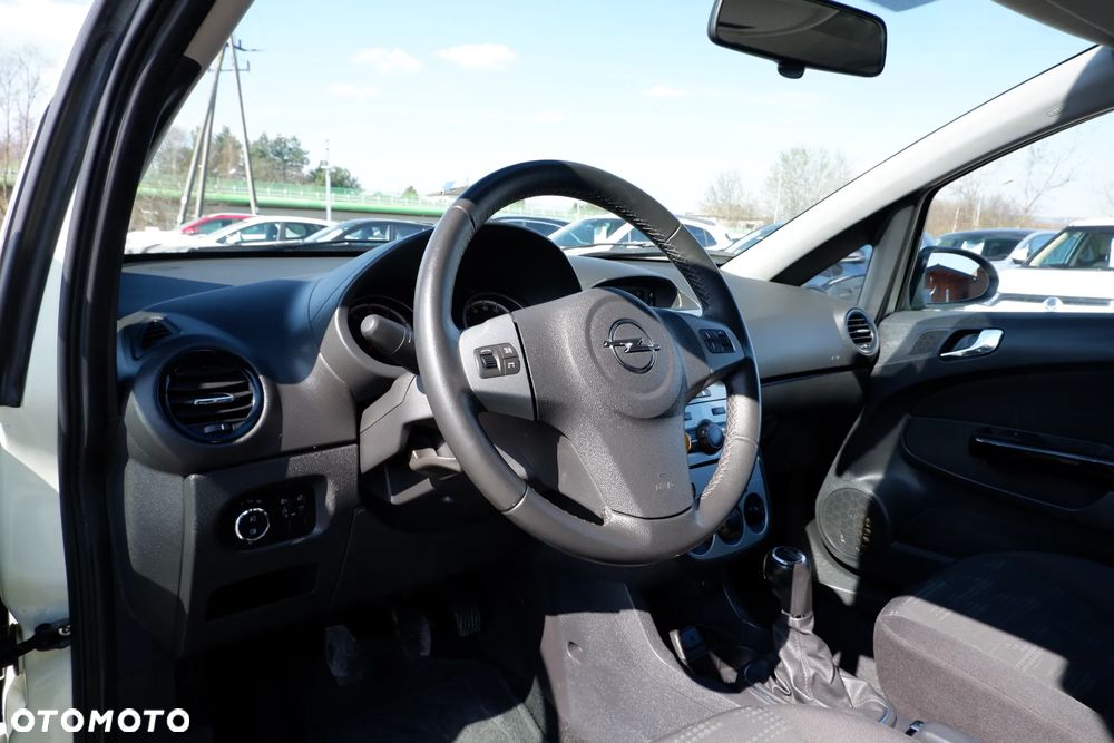 Opel Corsa 1.2 16V 111 - 23