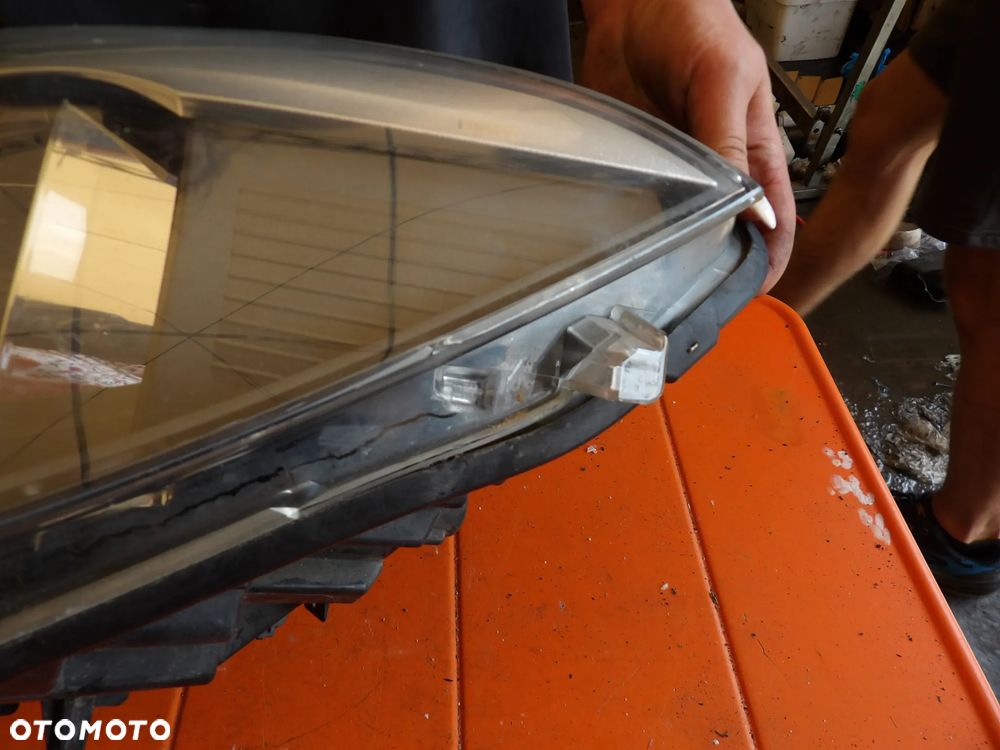 BMW - F20 - H7 - LEWA LAMPA PRZEDNIA - EUROPA - 7229671 - 2