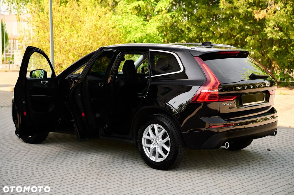 Volvo XC 60 D3 Momentum Pro - 24