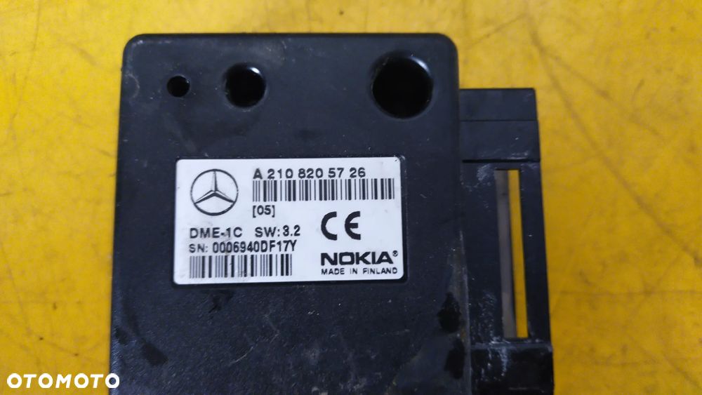 2108205726 MODUŁ TELEFONU MERCEDES W210 - 2