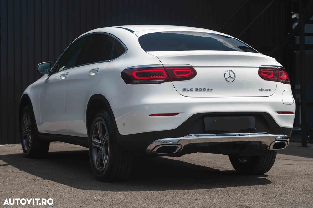 Mercedes-Benz GLC 350 e 4Matic 7G-TRONIC AMG Line - 5