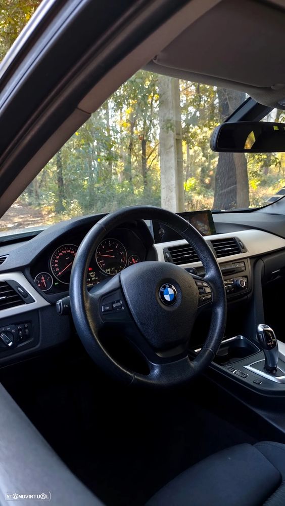 BMW 318 d Touring Auto Line Sport - 17