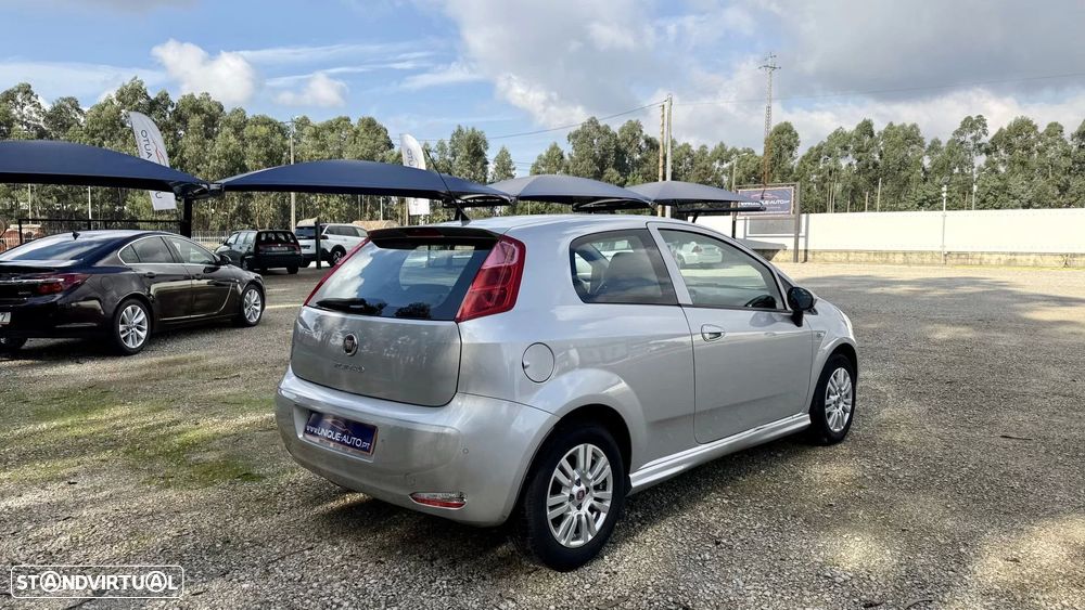 Fiat Punto 1.3 M-Jet Lounge Start&Stop - 6