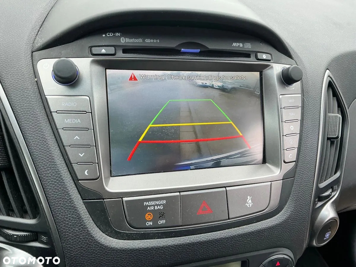 Hyundai ix35 1.6 2WD Fifa World Cup Edition - 15