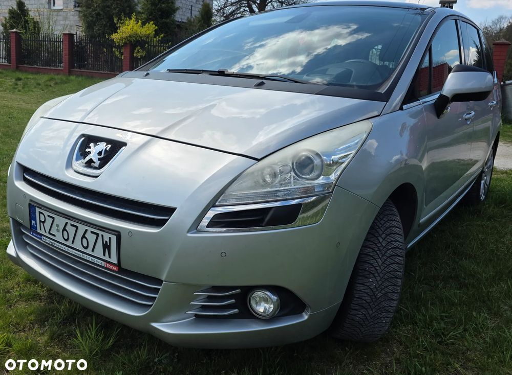 Peugeot 5008 155 THP Premium - 2