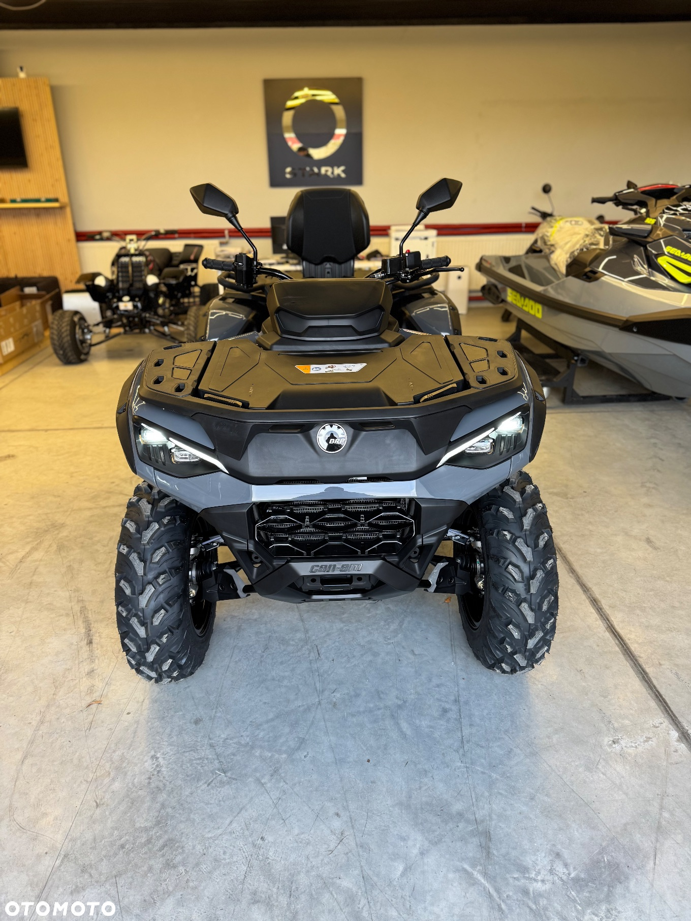 Can-Am Outlander Max - 2