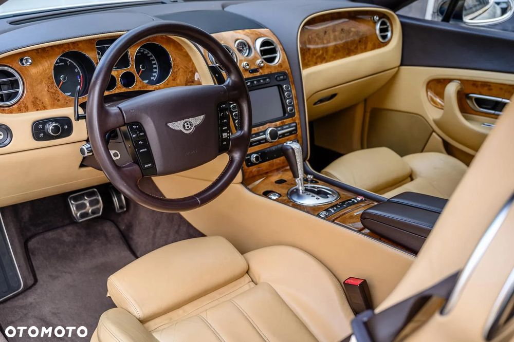 Bentley Continental GT - 27