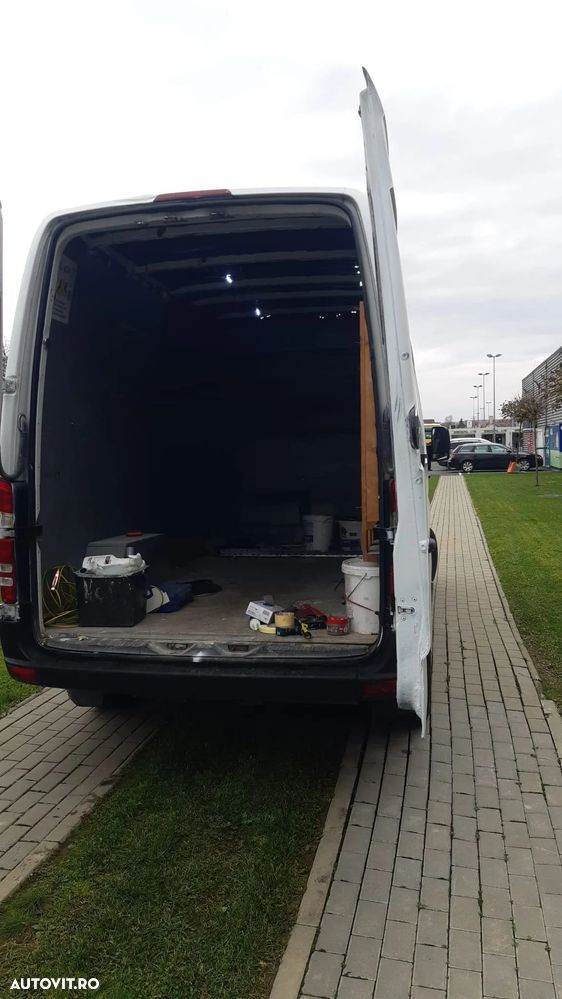 Mercedes-Benz Sprinter - 7