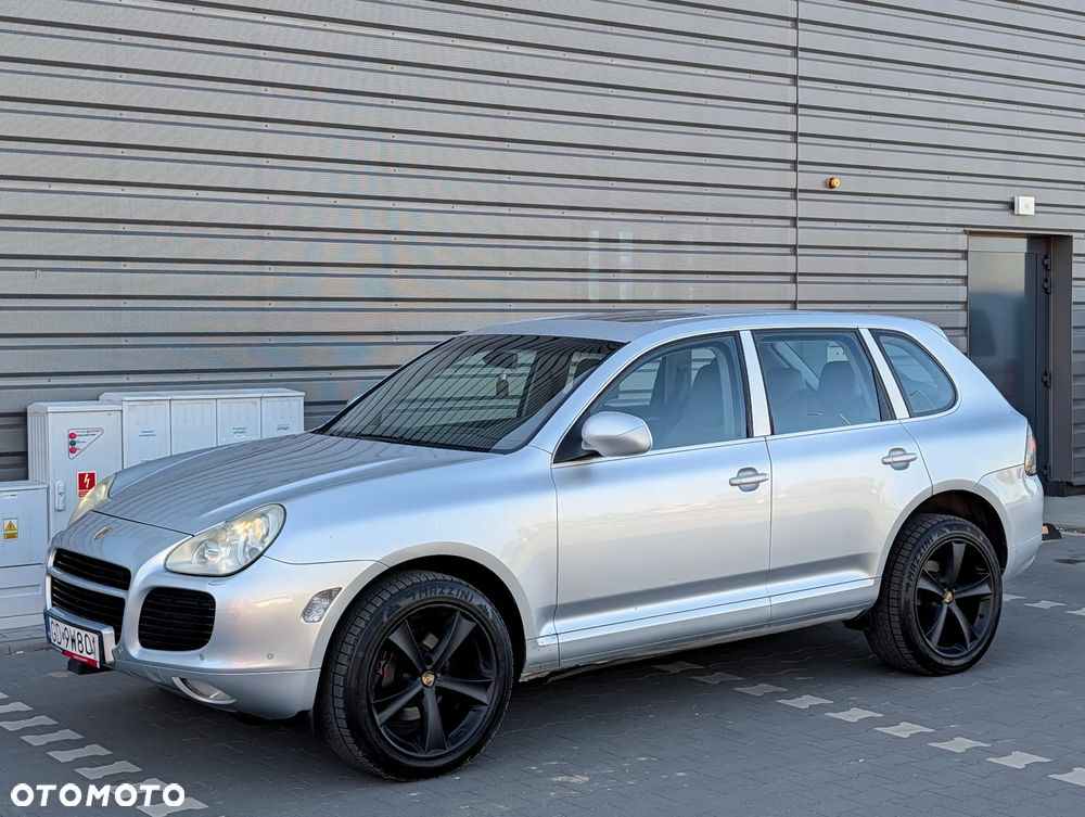 Porsche Cayenne - 9