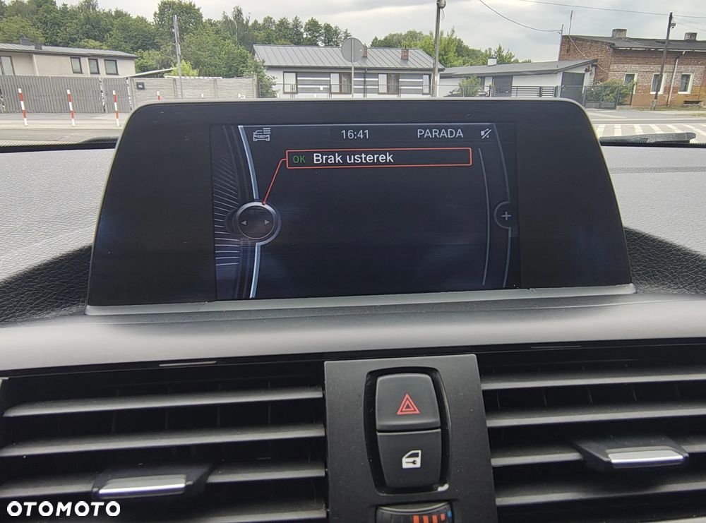 BMW Seria 1 118d Sport Line - 26