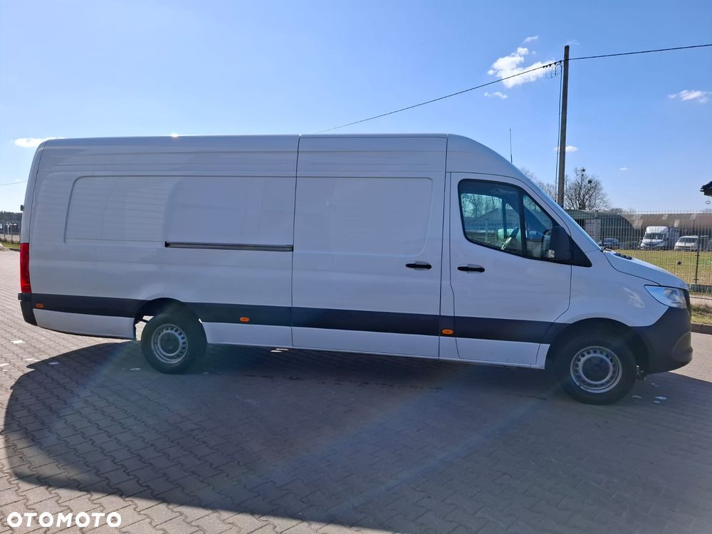 Mercedes-Benz SPRINTER L4H2 - 4
