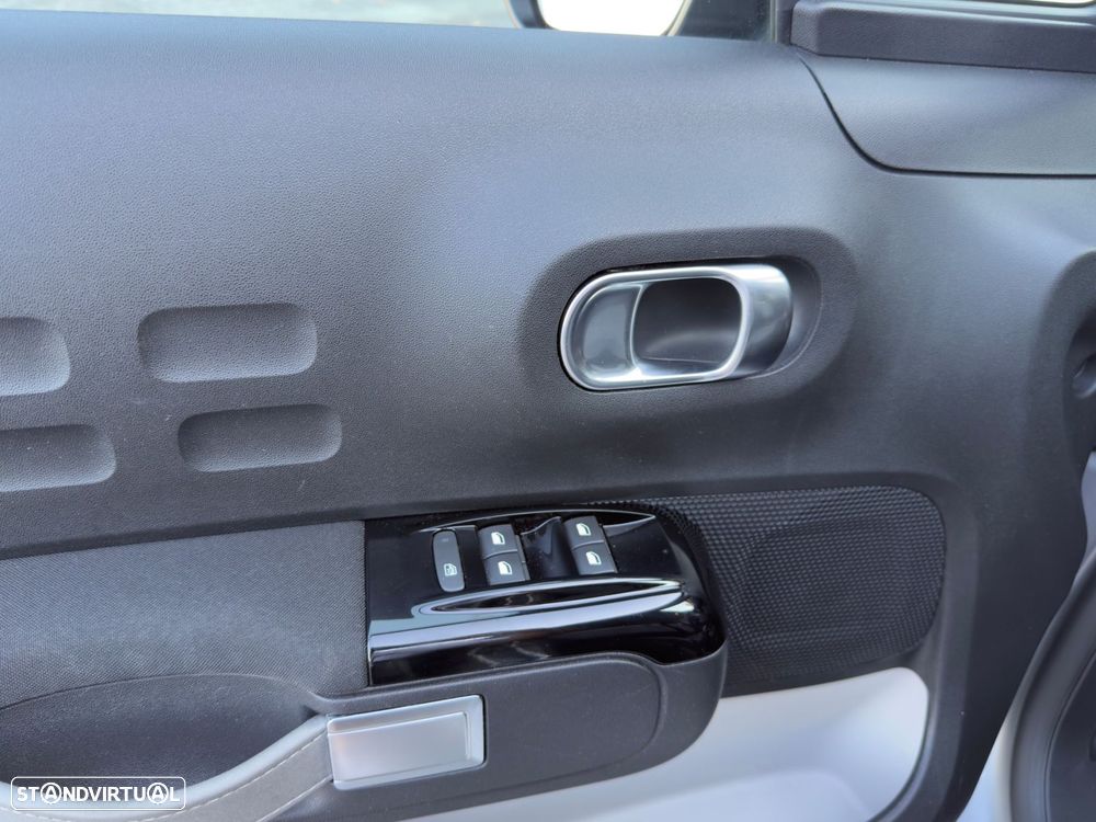 Citroën C3 1.2 PureTech Origins - 11