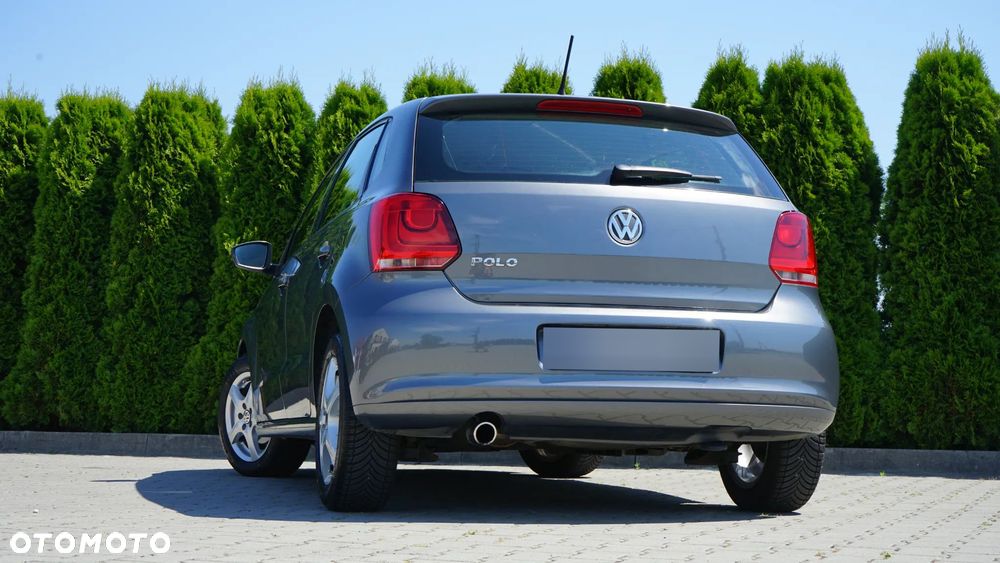Volkswagen Polo 1.4 16V Comfortline - 24