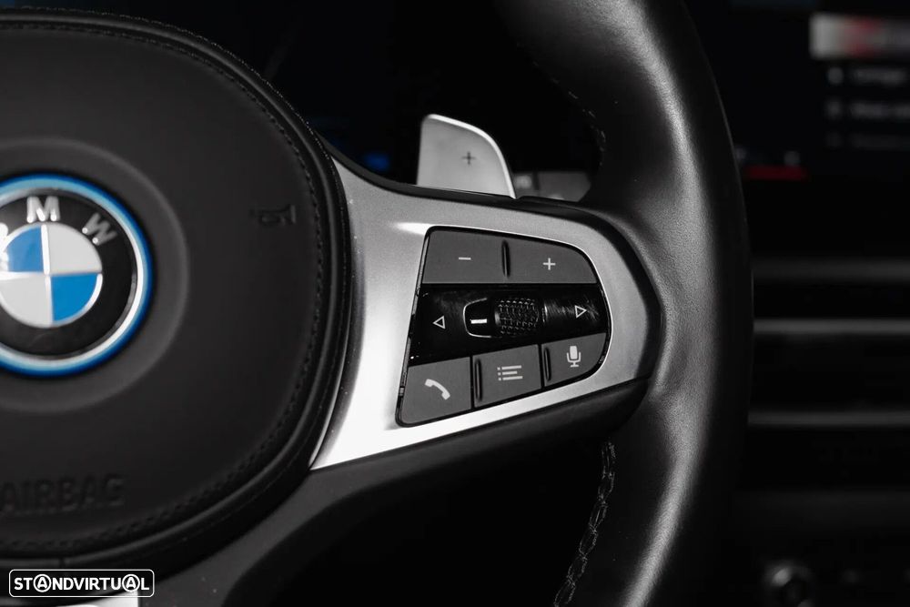 BMW 330 e Pack Desportivo M Auto - 8
