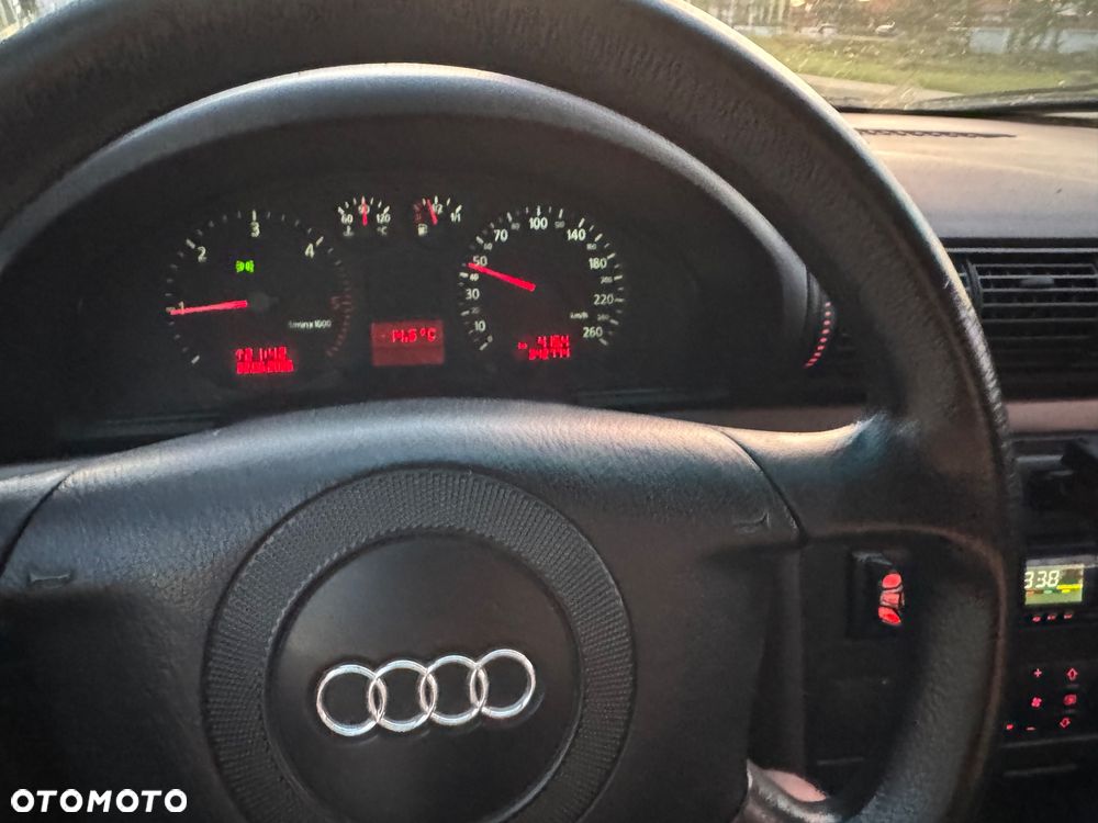Audi A4 Avant 1.9 TDI - 9