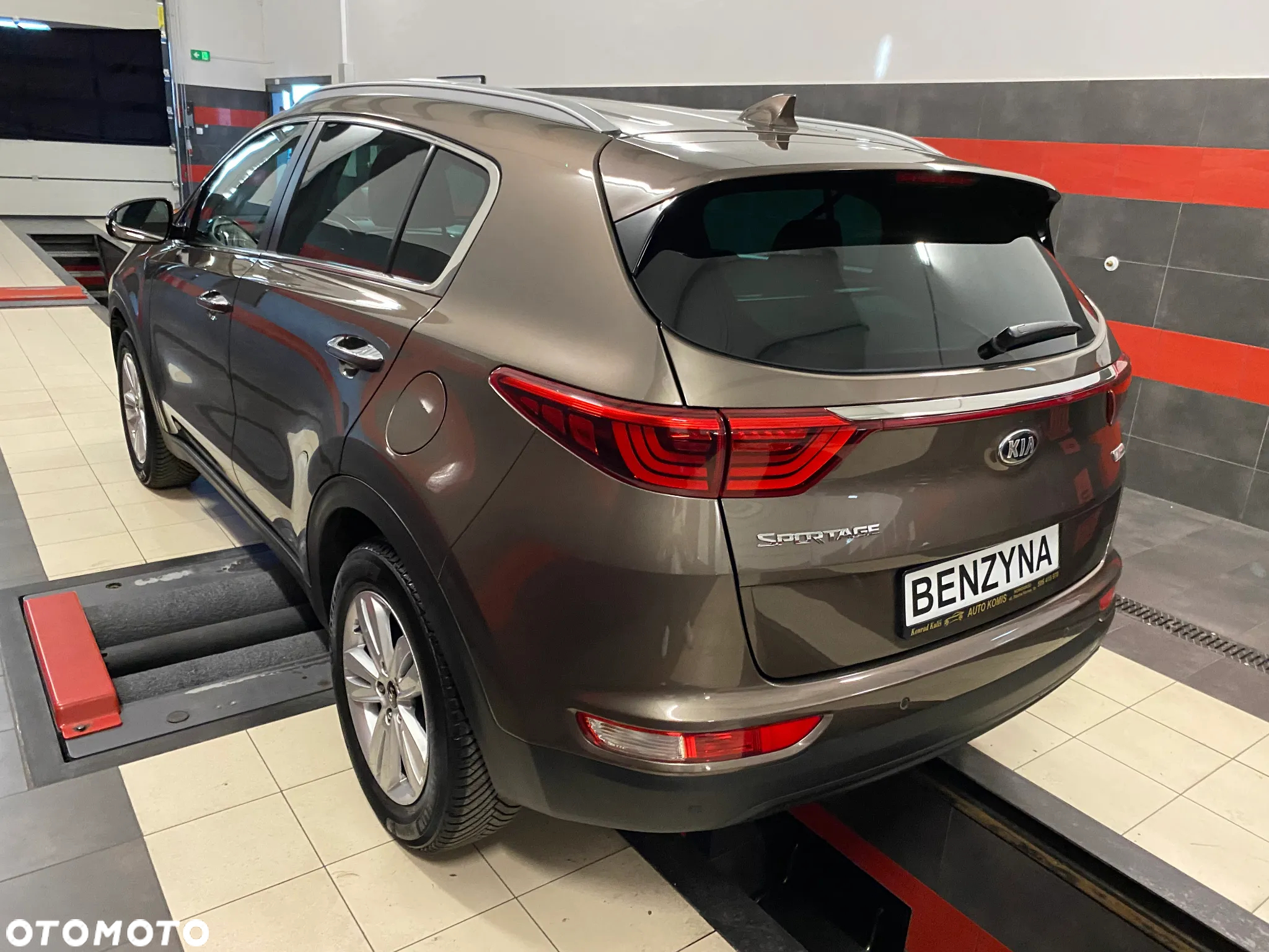 Kia Sportage 1.6 GDI 2WD SPIRIT - 6