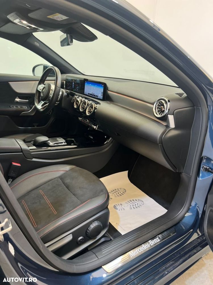 Mercedes-Benz A 250 - 24