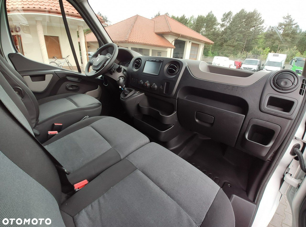 Renault Master - 30