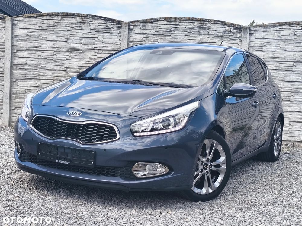 Kia Ceed 1.6 GDI DCT Platinum Edition - 1