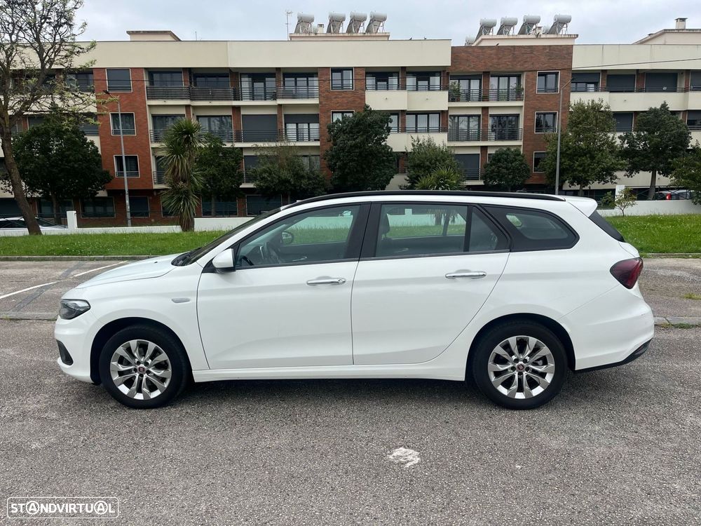 Fiat Tipo Station Wagon 1.3 M-Jet Lounge - 19