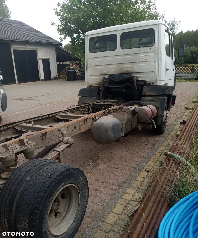 Mercedes-Benz 814 D - 4