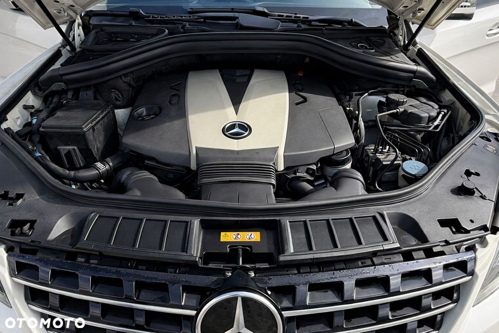 Mercedes-Benz ML 350 BlueTEC 4-Matic - 3