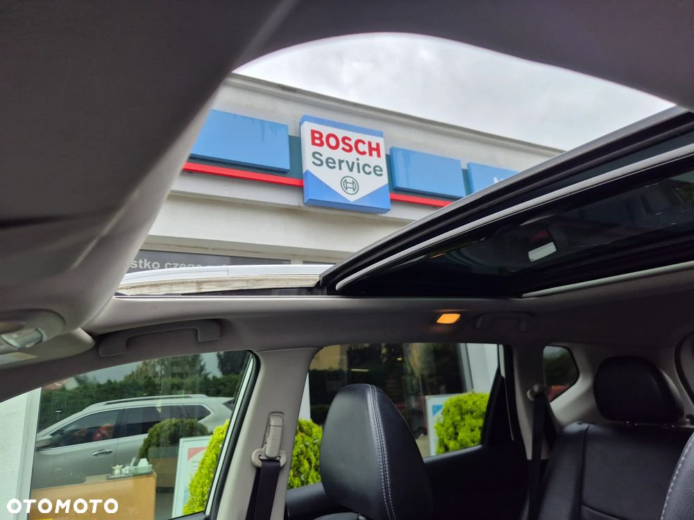 Nissan X-Trail 1.6 DCi Tekna 4WD EU6 - 23