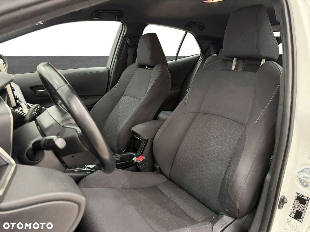 Toyota Corolla - 17