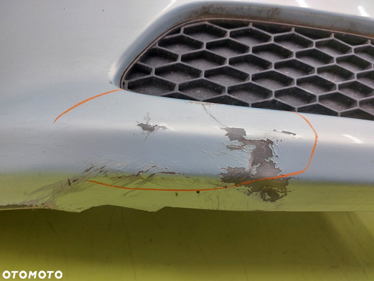 Zderzak przód przedni Toyota Aygo  I 2005-2014R LAK: 8R0 NIEBIESKI - 4