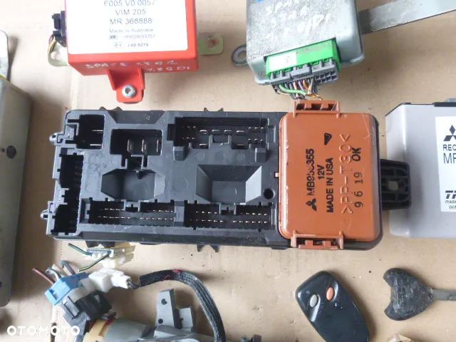 ZESTAW STARTOWY MITSUBISHI SPACE STAR 1.8 GDI MD362115 - 5