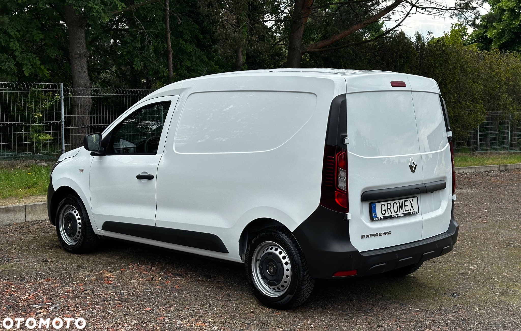 Renault EXPRESS - 6