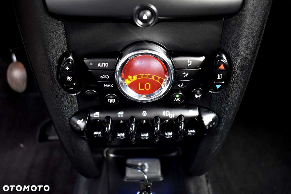 MINI Cooper Brick Lane - 27