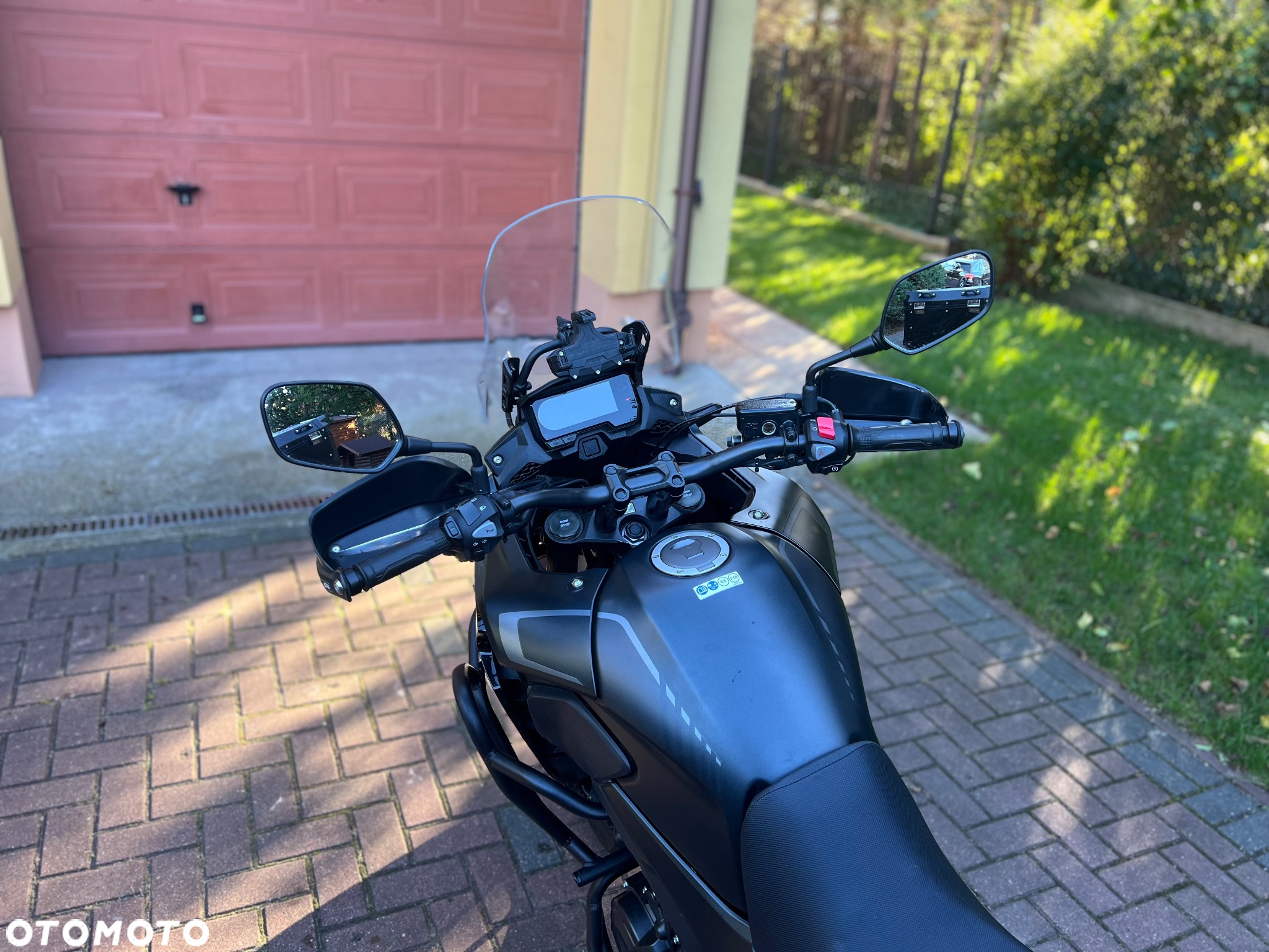 Honda CB - 11