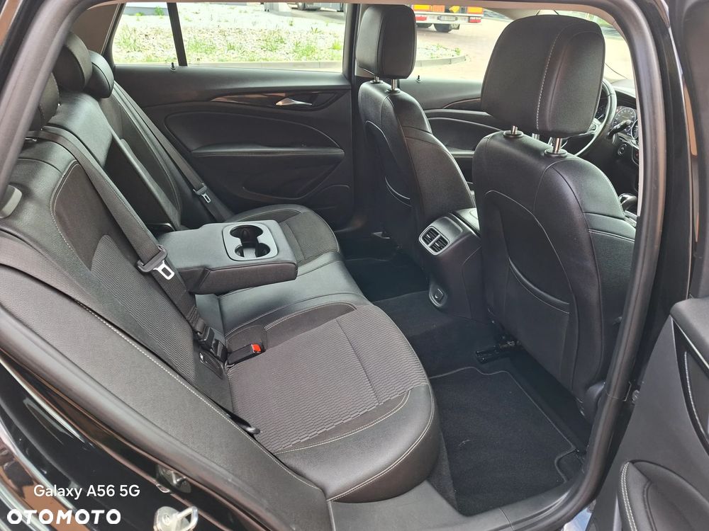 Opel Insignia 2.0 CDTI automatik Business Innovation - 30
